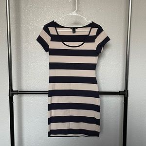 H&M T-shirt dress